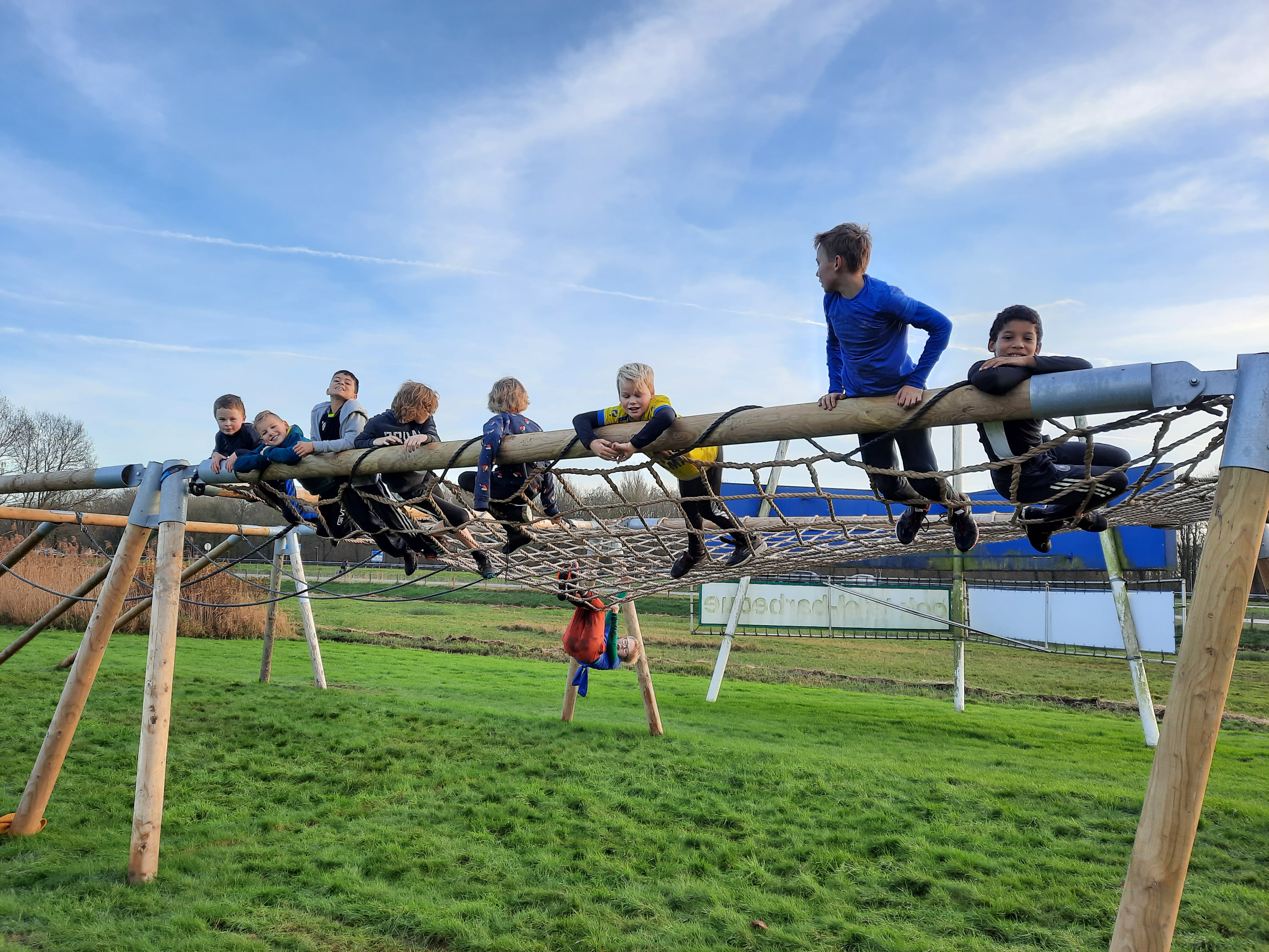Survivalrun voor jongeren – foto 1